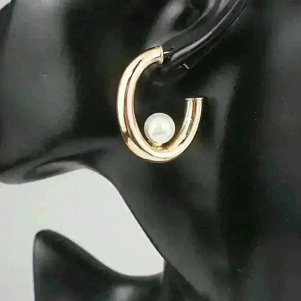 Zara Gold Pearl Hoop Earrings Chunky NWT